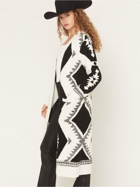 Idyllwind Black & White Geometric Open-Front Cardigan